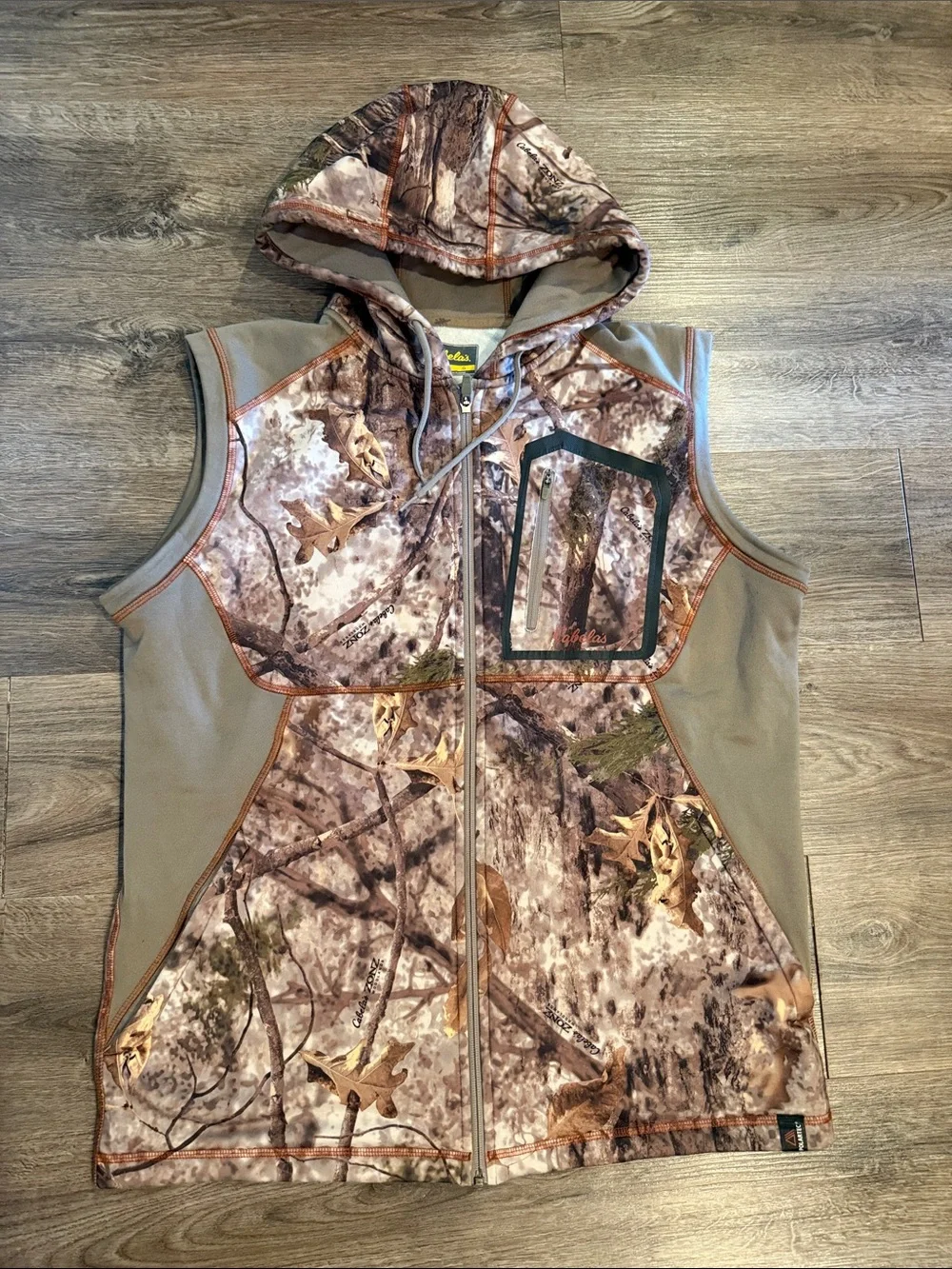 Cabela's Zonz woodland Camo Polartech Hunting Vest size L